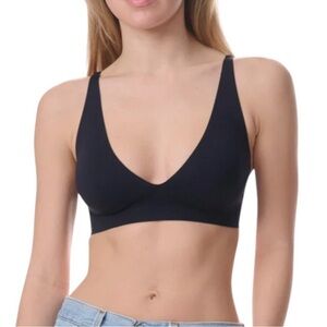 ✨ Splendid Plunge Gel Bra – NWOT ✨